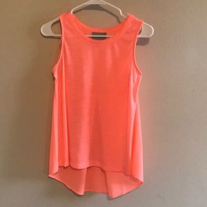 Skies Are Blue Sleeveless shirt